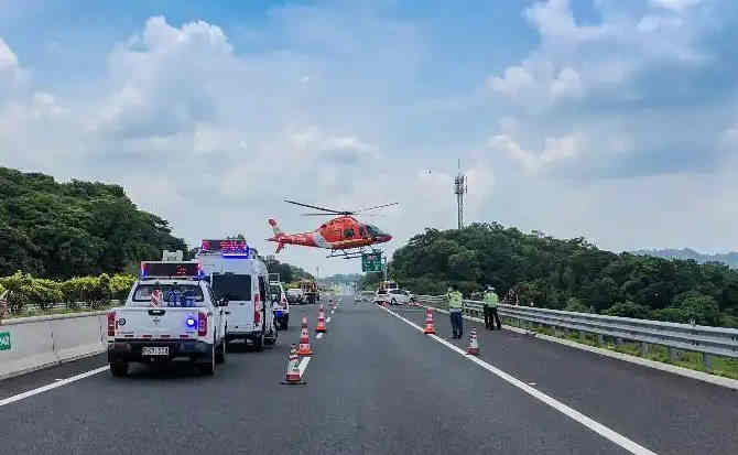 银海区高速公路汽车救援案例